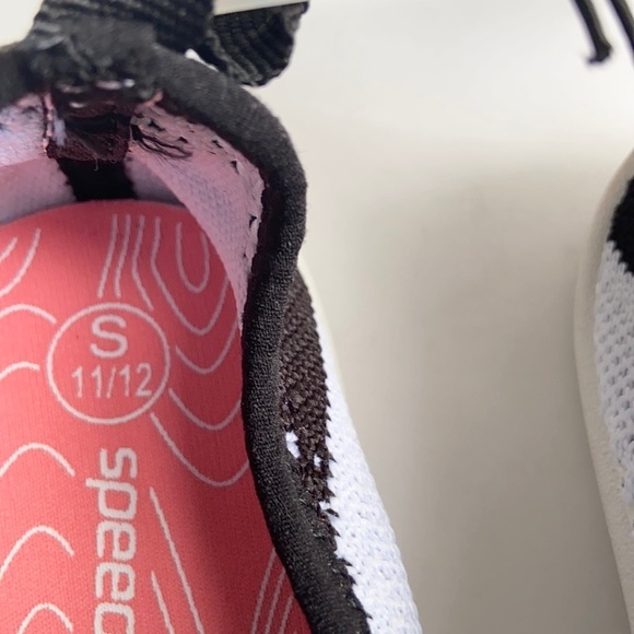 NWT Speedo Girls Surf Strider Water Shoes - Picture 3 of 6